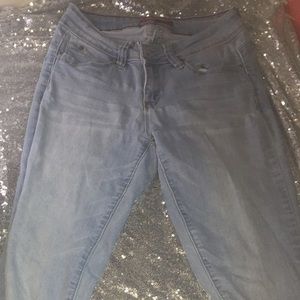 Wannabettabutt YMI butt lifting jeans